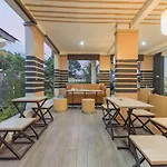 Urbanview Hotel Khayrizsan Tasikmalaya By Reddoorz