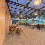 Urbanview Hotel Khayrizsan Tasikmalaya By Reddoorz