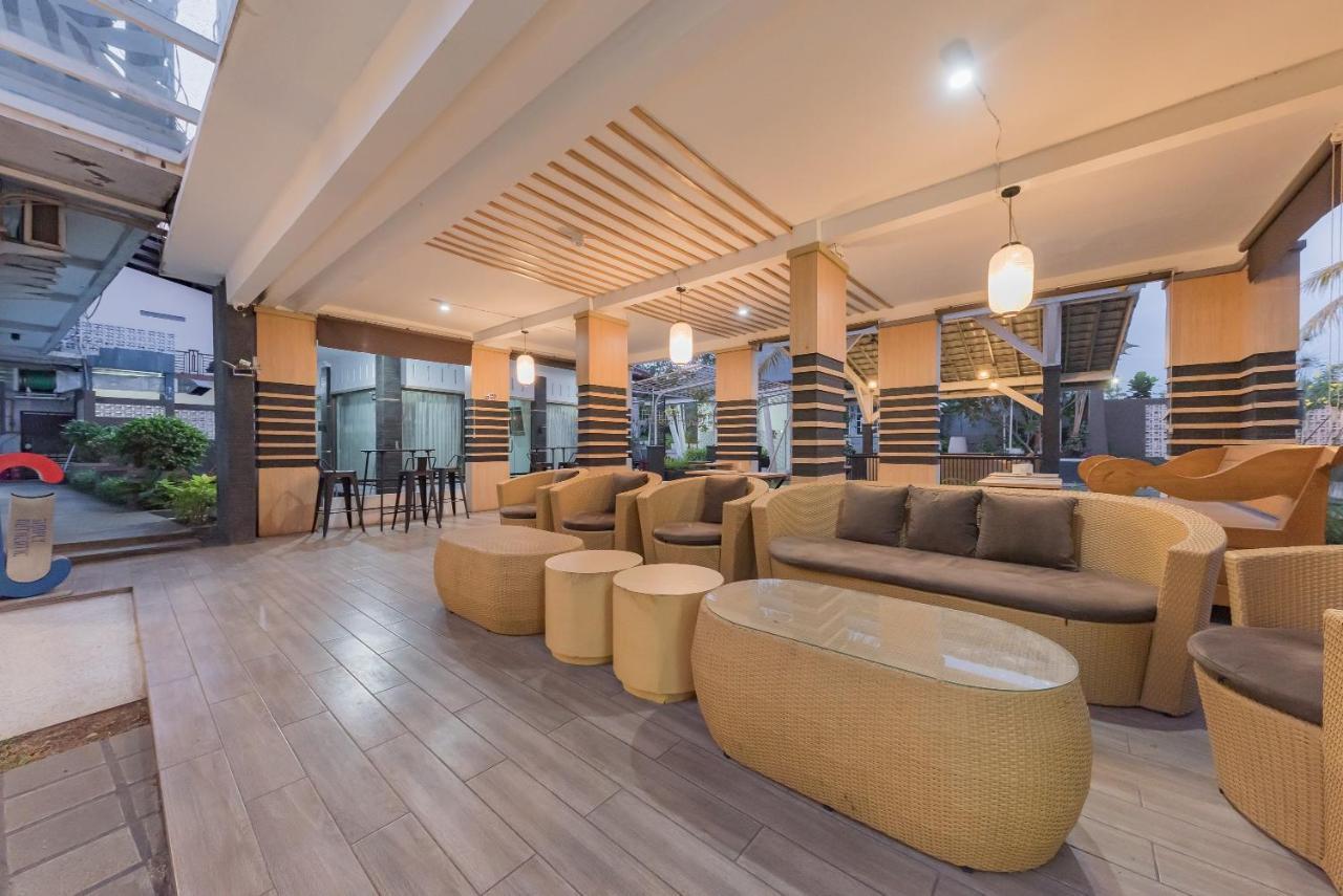 Urbanview Khayrizsan By Reddoorz Hotel 3*
