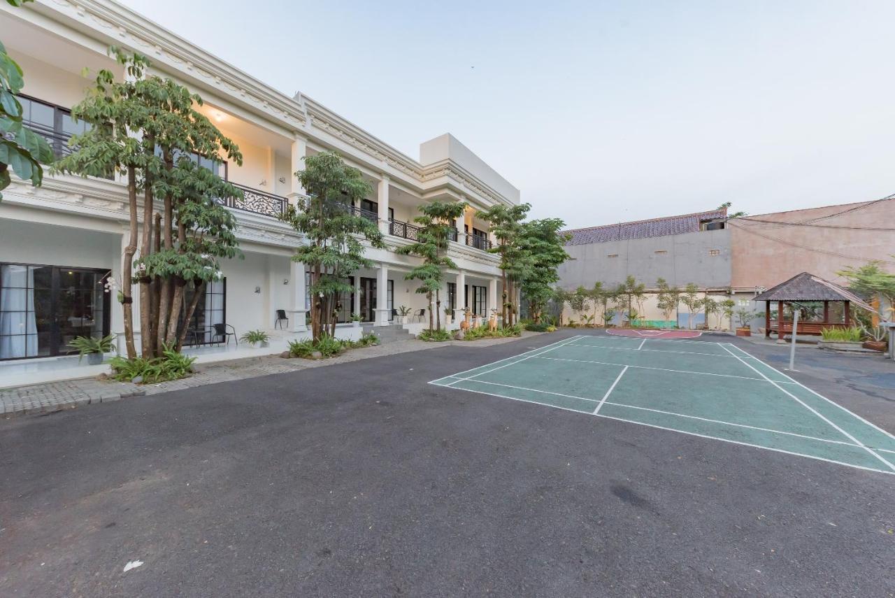 Hotel Urbanview Khayrizsan By Reddoorz